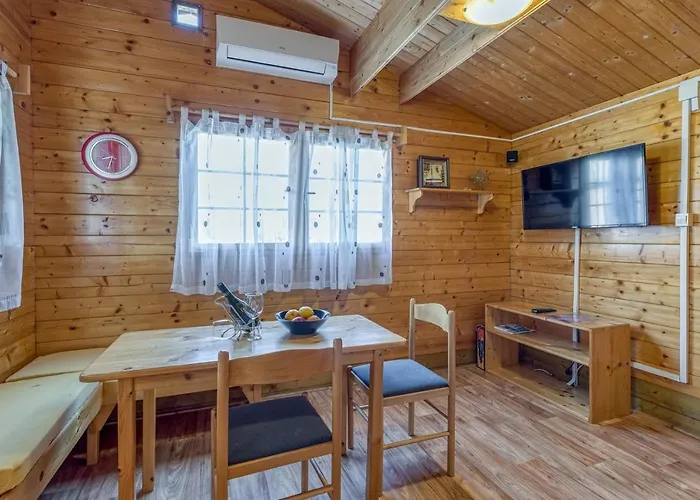Lucas Apartmán *